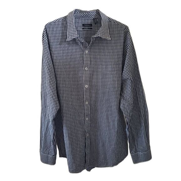 Van Heusen Other - Van Heusen Classic Fit Black & White Plaid Long Sleeve Button Down Shirt
